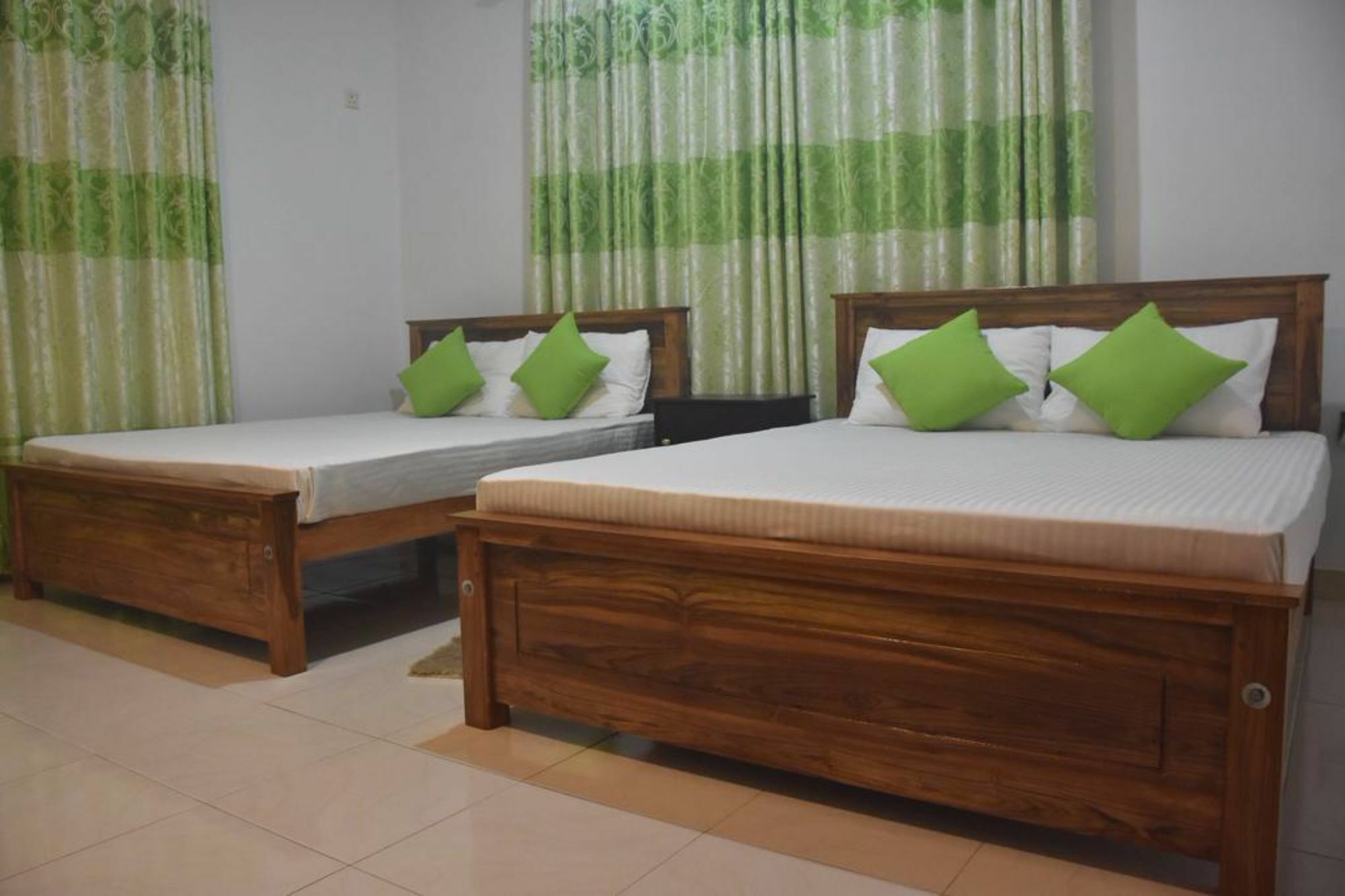 Green Palace Hotel Anuradhapura Ngoại thất bức ảnh